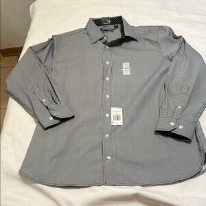 Nick Granham Black and White Dress Shirt with Buttoned Cuffs stretch modern fit